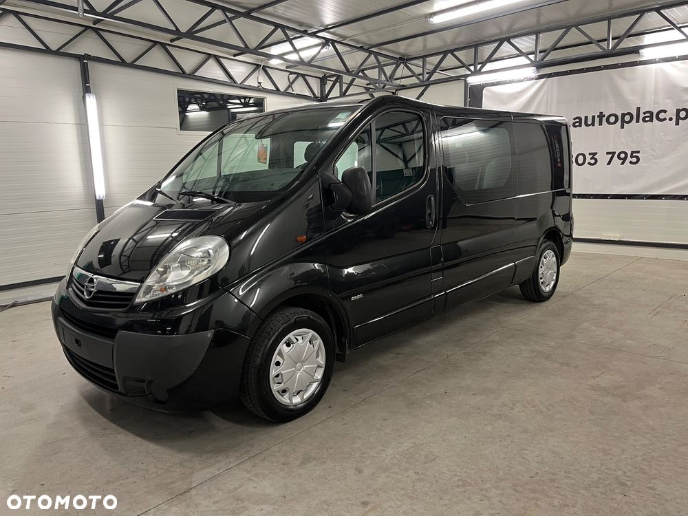 Opel Vivaro - 2