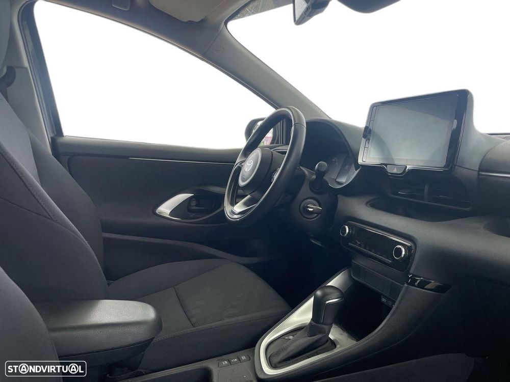 Toyota Yaris - 9