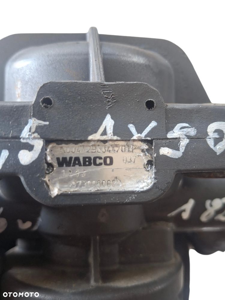 ZAWÓR HAMULCA WABCO - 2