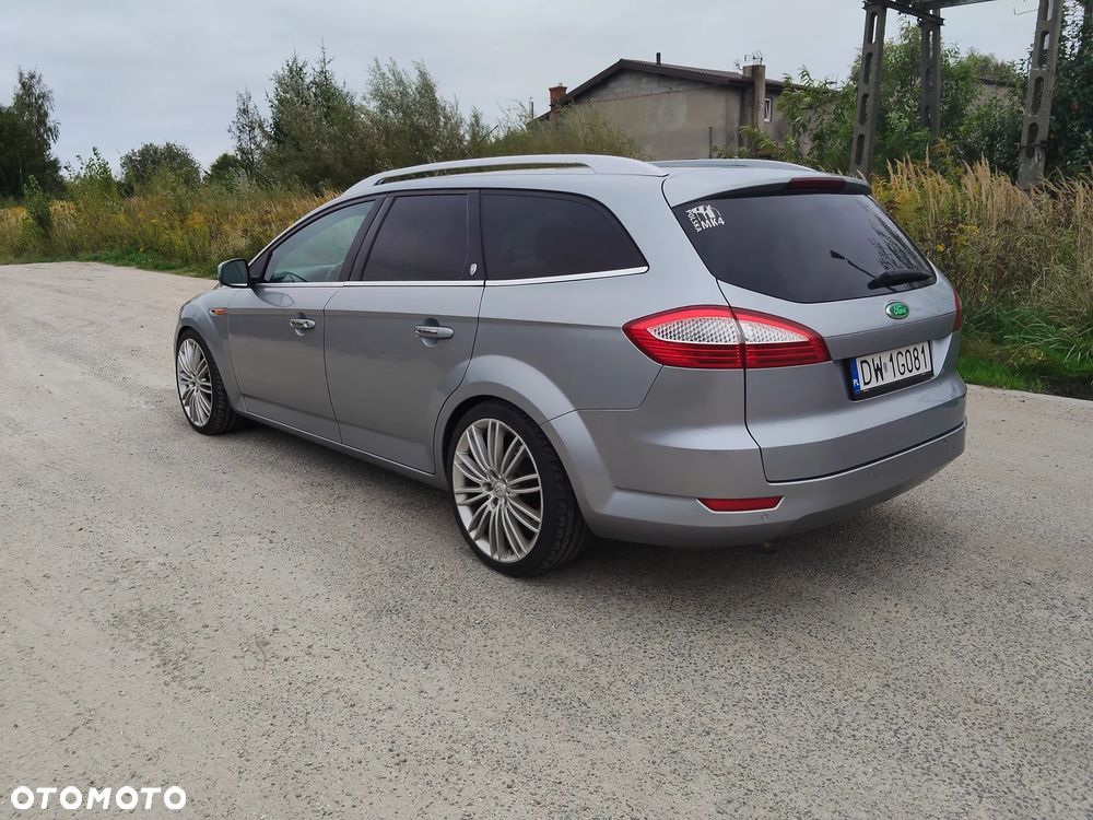 Ford Mondeo 2.0 TDCi Ghia - 4