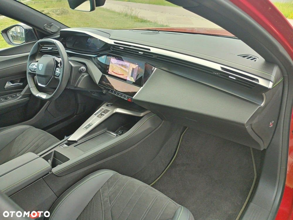 Peugeot 408 - 17