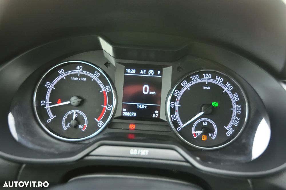 Skoda Octavia - 24