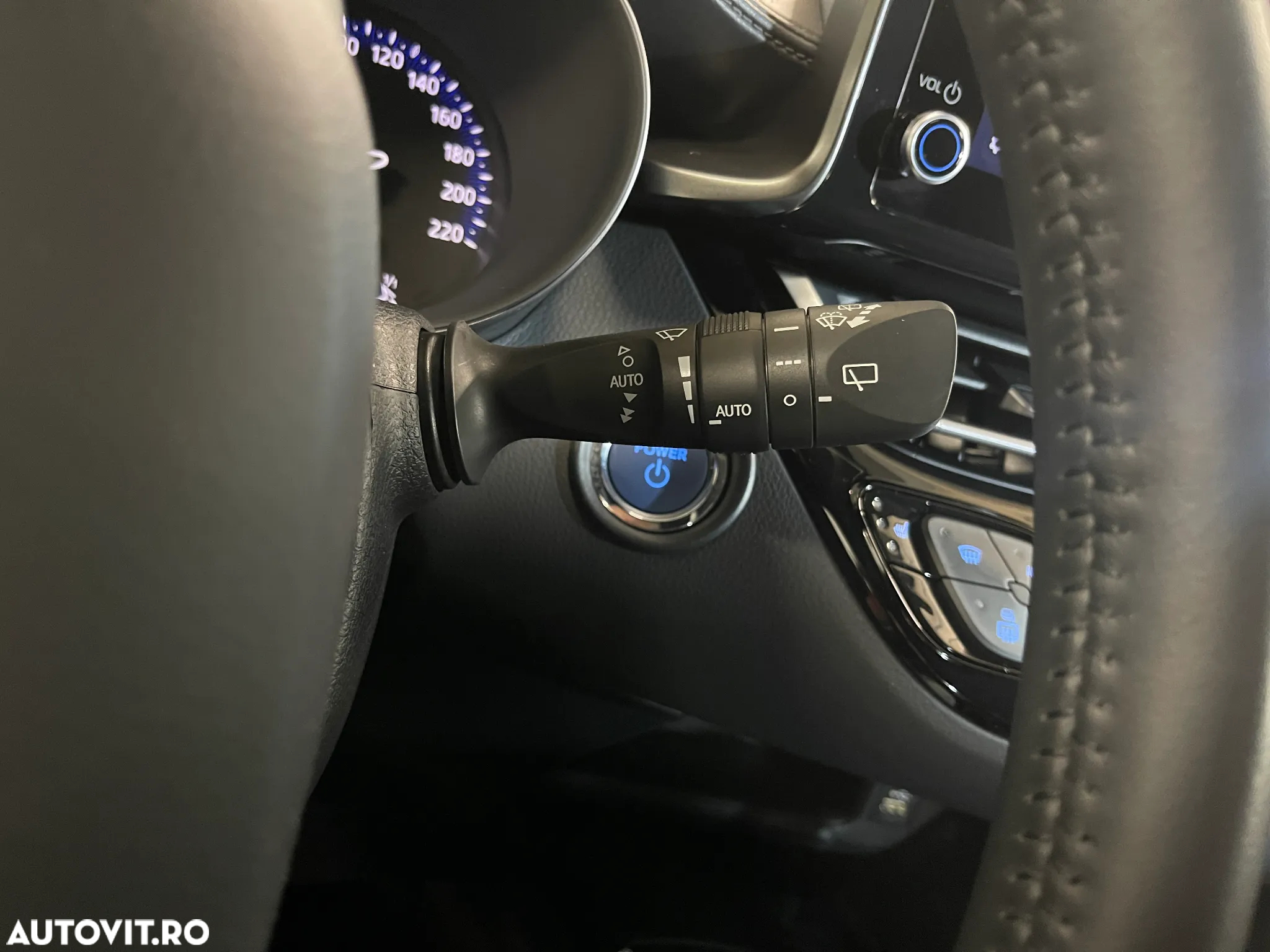 Toyota C-HR 2.0 HSD 184 CP 4x2 CVT Style - 21