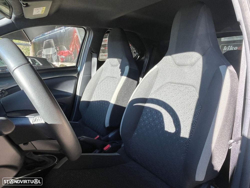 Toyota Aygo X 1.0 Pulse CVT - 19