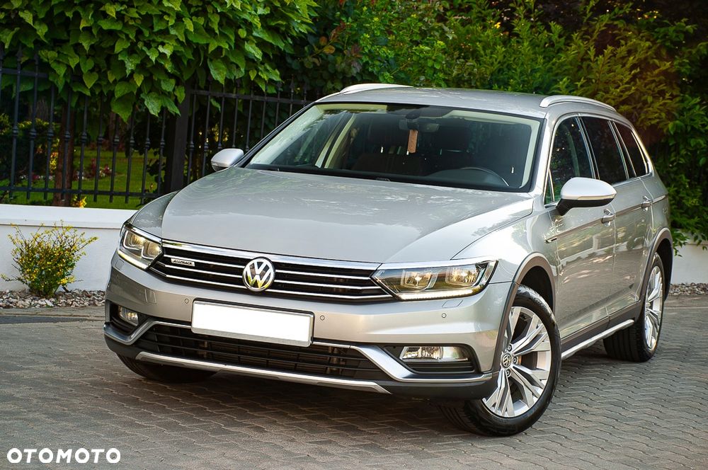Volkswagen Passat 2.0 TDI SCR 4Mot DSG Highline - 1
