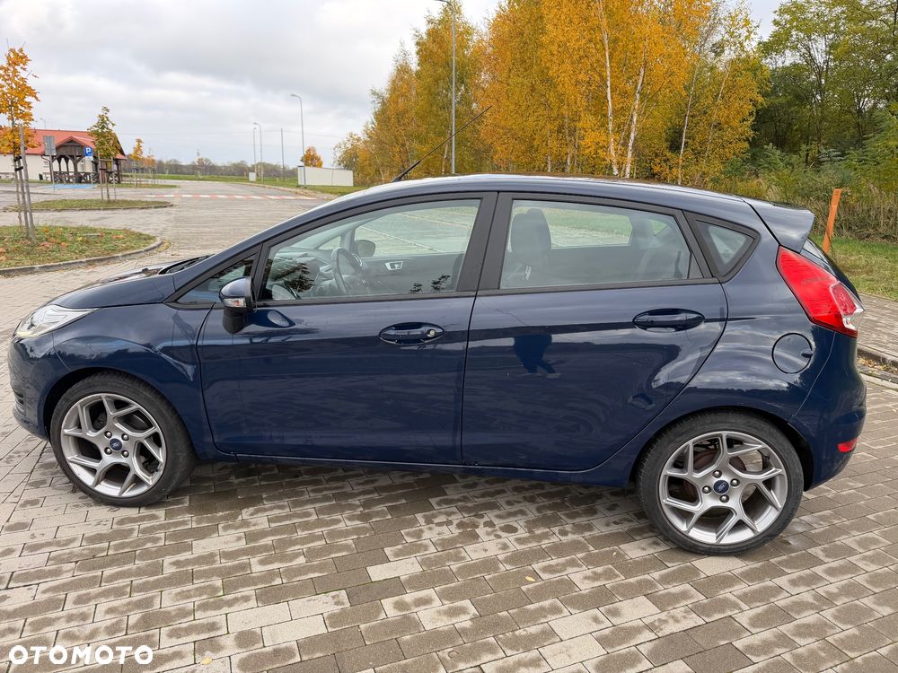 Ford Fiesta 1.0 Celebration - 11