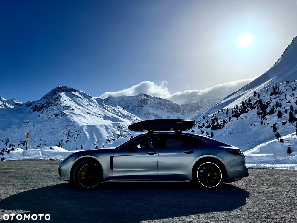 Porsche Panamera Turbo - 38