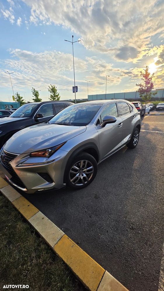 Lexus Seria NX - 2
