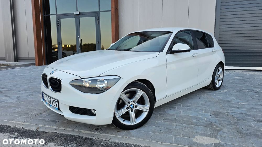 BMW Seria 1 114i - 1