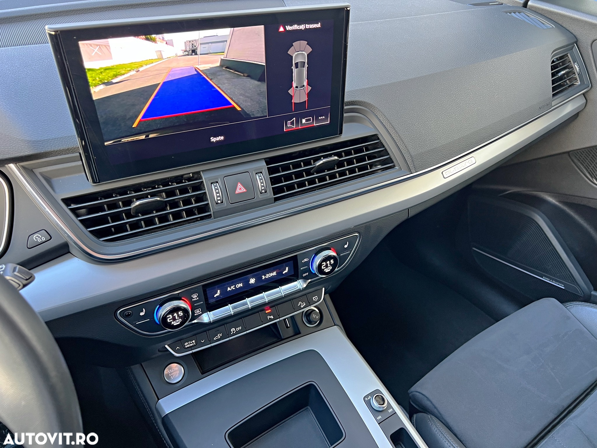 Audi Q5 50 TFSIe quattro S tronic S line business - 12