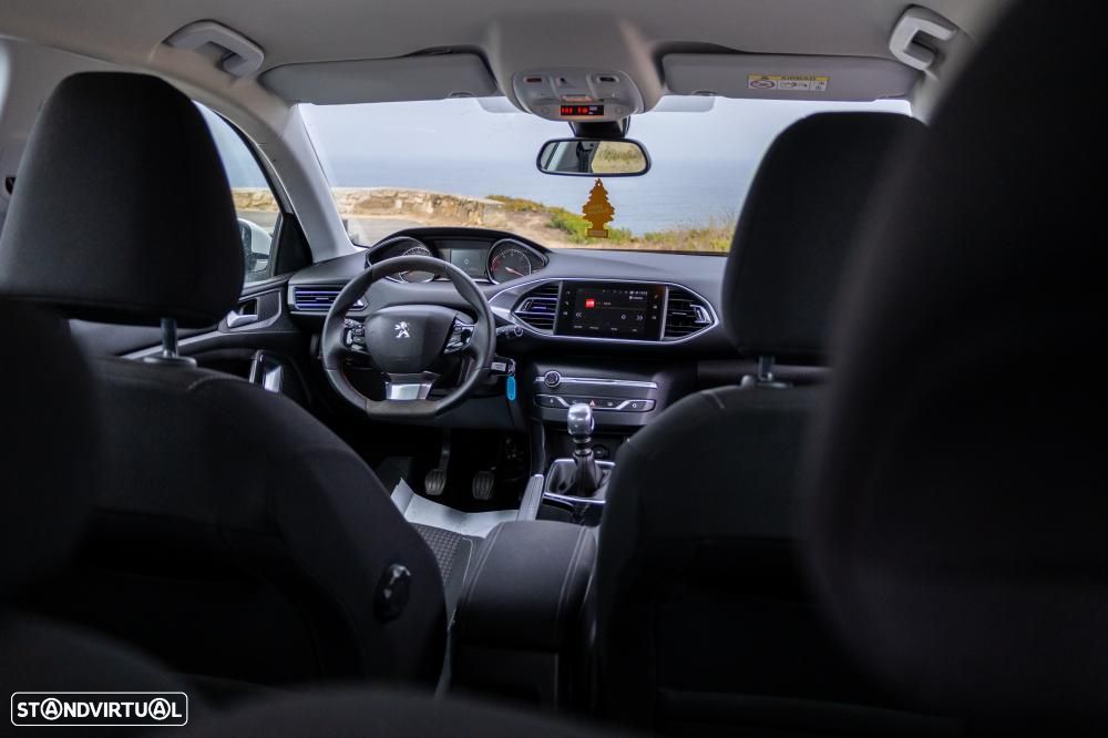 Peugeot 308 1.5 BlueHDi Active - 11