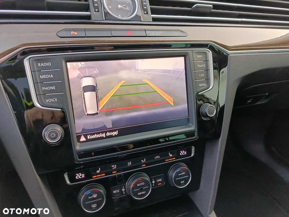 Volkswagen Passat 2.0 TDI SCR (BlueMotion Tech) 4Mot DSG Highline - 13