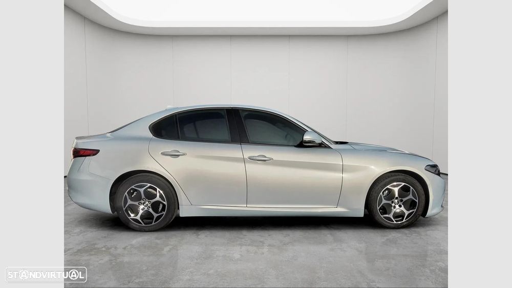 Alfa Romeo Giulia 2.2 D Super AT8 - 3