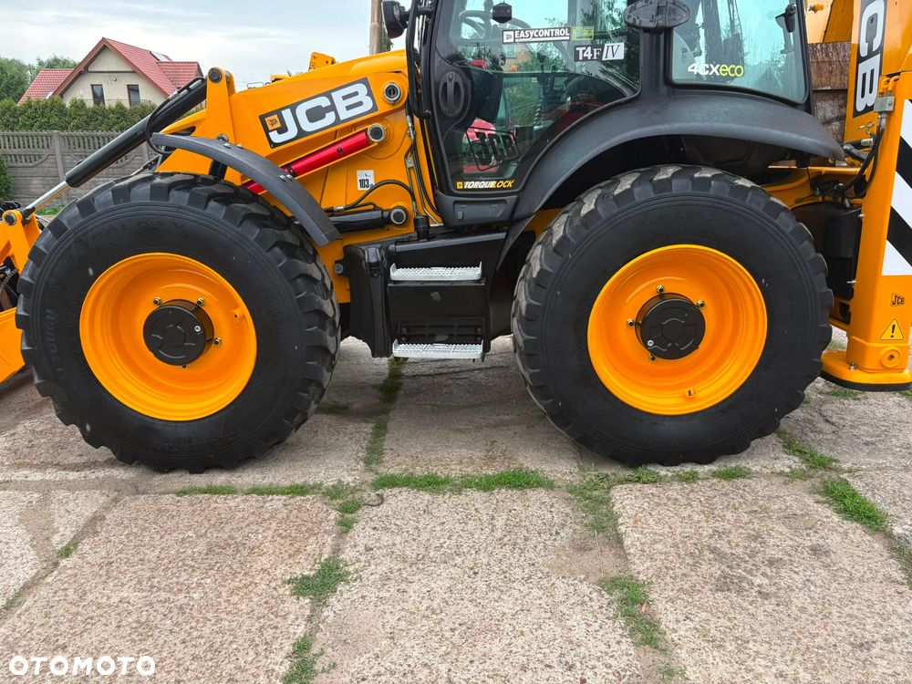 JCB 4CX - 31