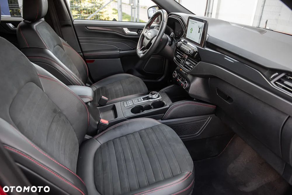 Ford Kuga 2.5 Duratec FHEV ST-LINE X - 38