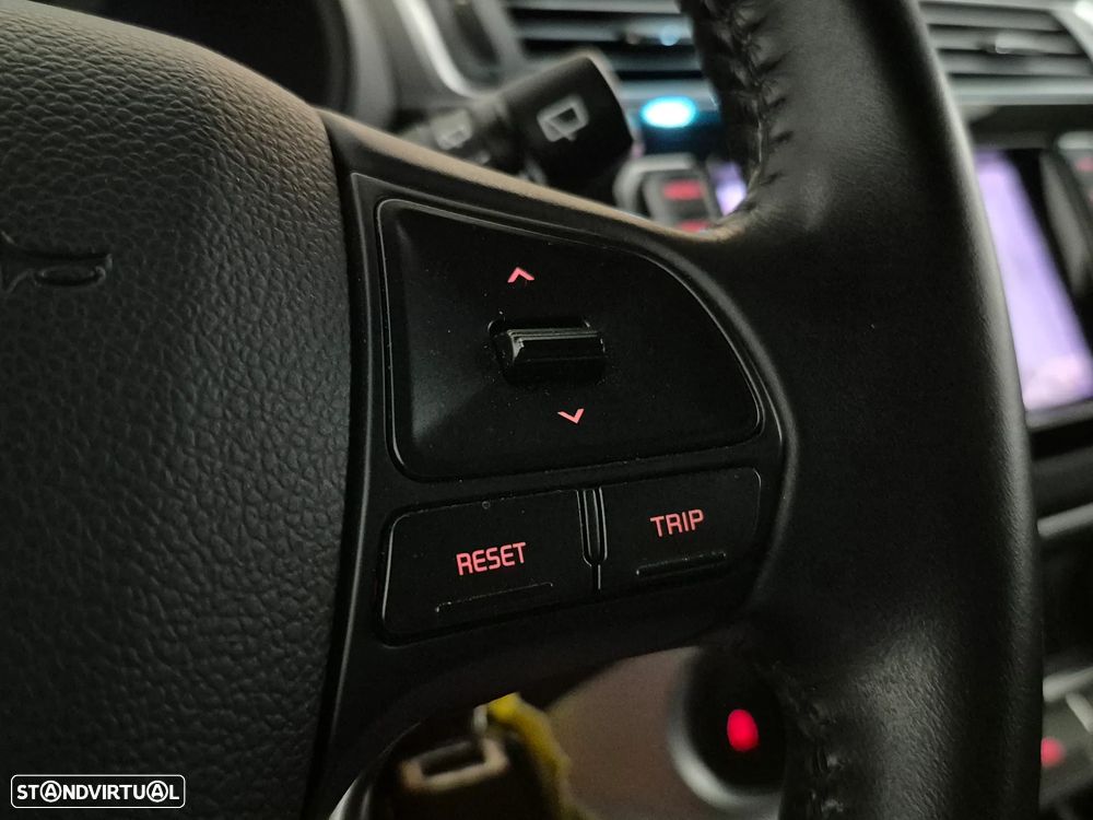 Kia Rio 1.2 CVVT In Town - 21