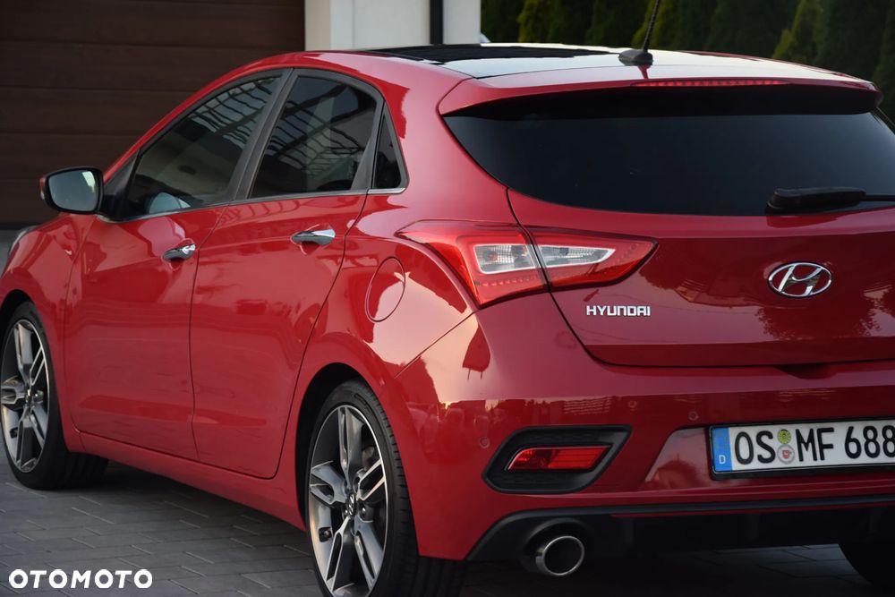 Hyundai i30 1.6 T GDI Turbo - 9
