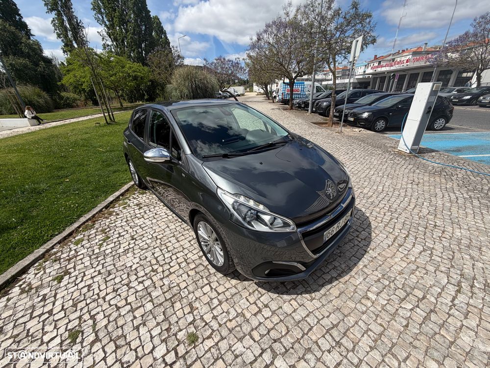 Peugeot 208 1.2 PureTech Style - 2