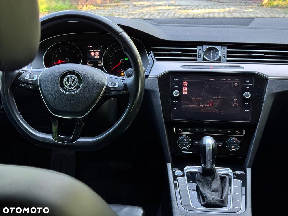 Volkswagen Passat 2.0 TSI BMT Highline DSG - 12