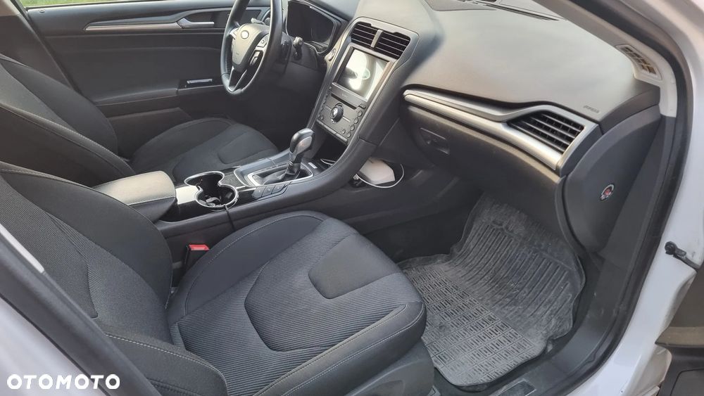 Ford Mondeo 2.0 TDCi Titanium PowerShift - 5