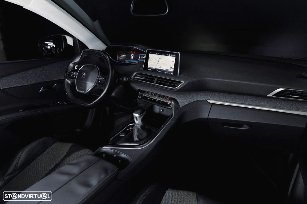 Peugeot 3008 1.2 PureTech Allure - 15