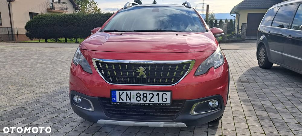 Peugeot 2008 1.6 BlueHDi Allure S&S - 2