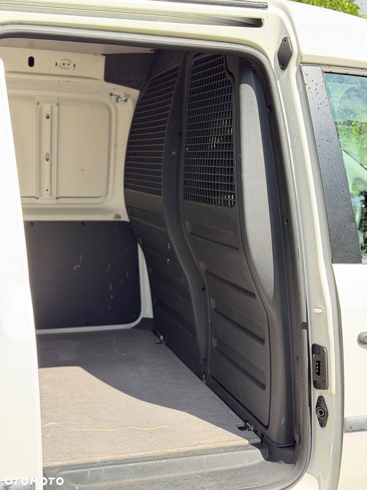 Volkswagen Caddy - 14