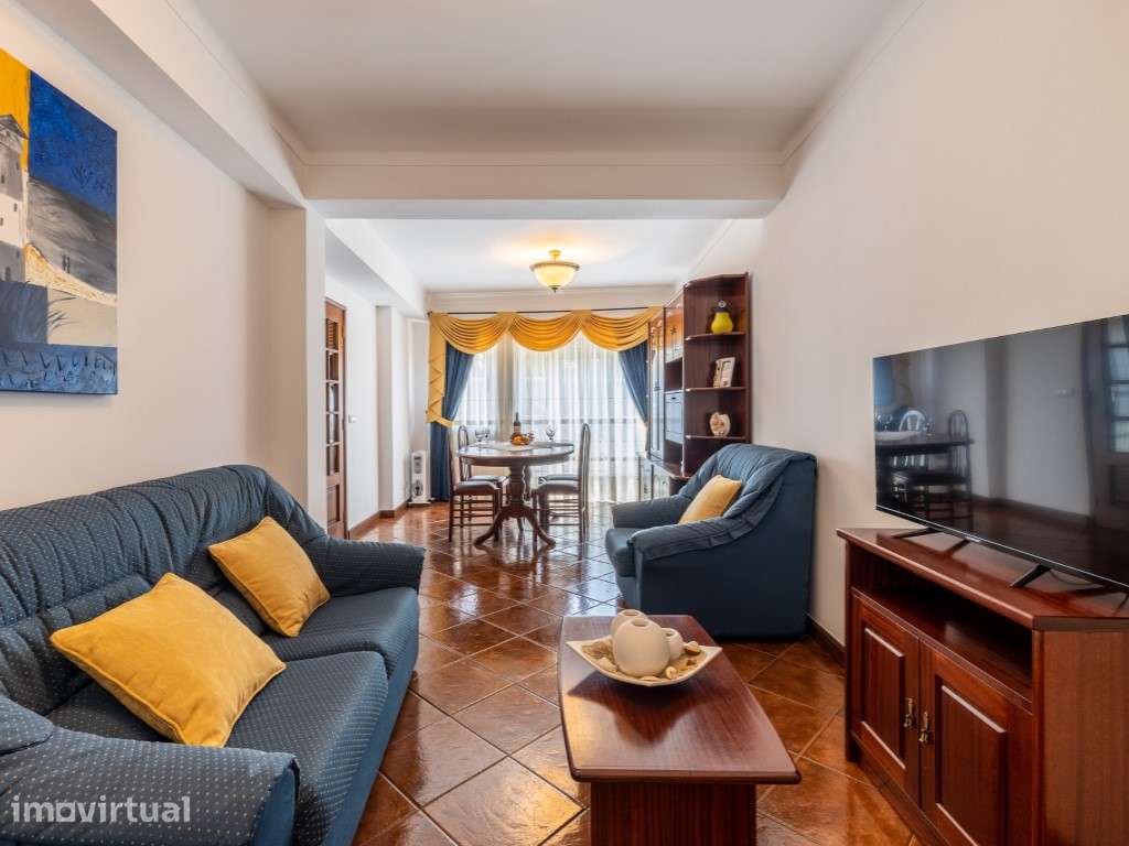 Moradia Triplex com Vista Mar e Terraço Privativo no Coração da Naz... - Grande imagem: 3/36