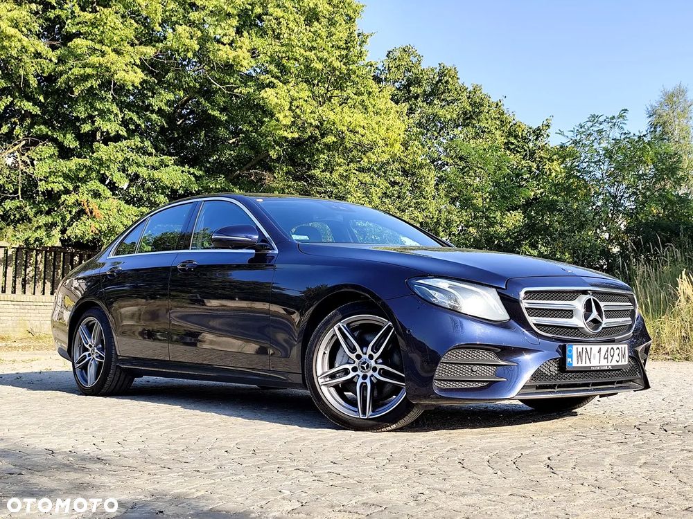 Mercedes-Benz Klasa E 220 d 4-Matic 9G-TRONIC - 4