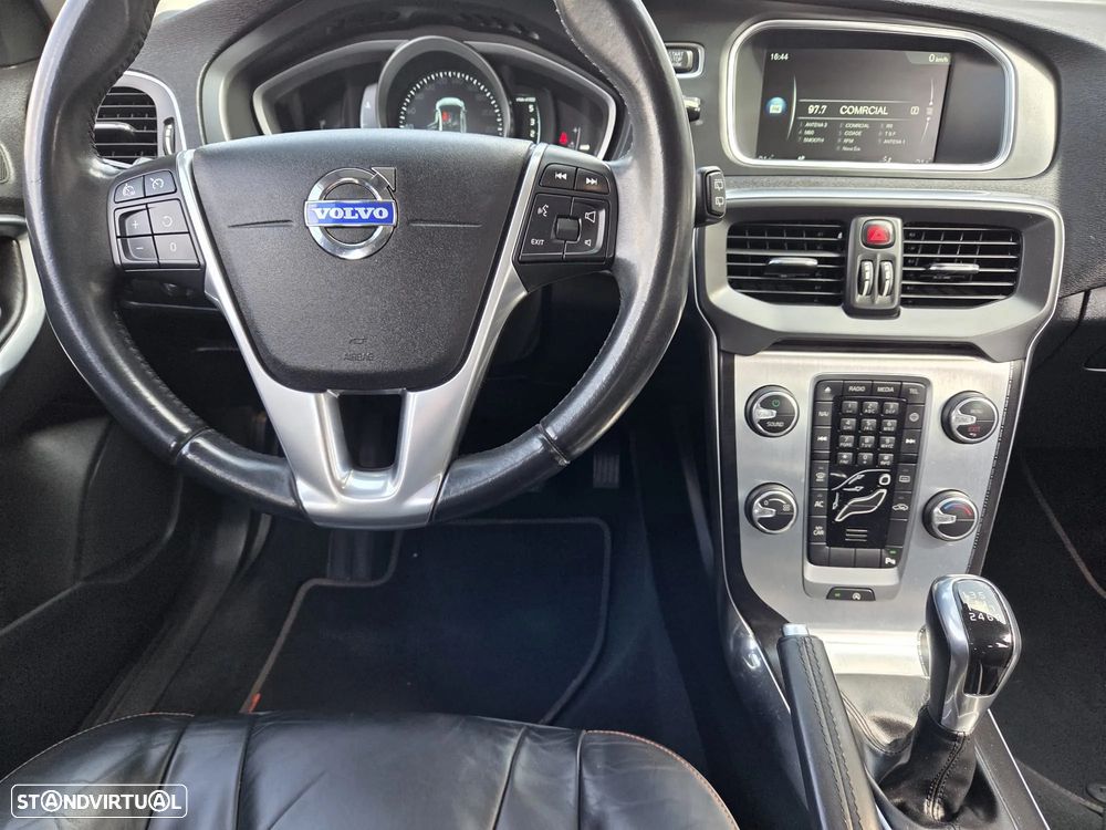 Volvo V40 2.0 D4 Volvo Ocean Race - 13
