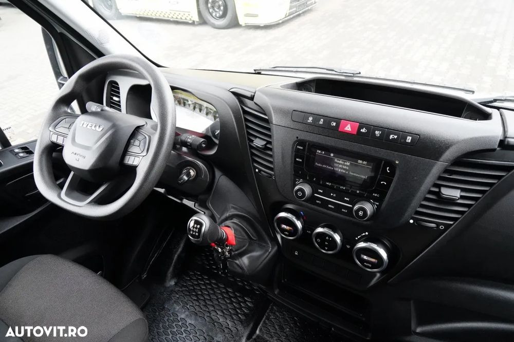 Iveco DAILY 35-160 / 4.3 M CONTAINER / TAIL / TWIN GVWR: 3500 KG / 2022 - 25