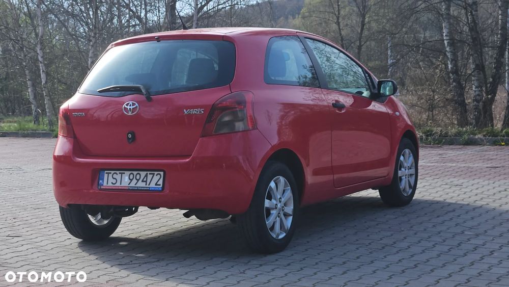 Toyota Yaris 1.0 VVT-i - 5