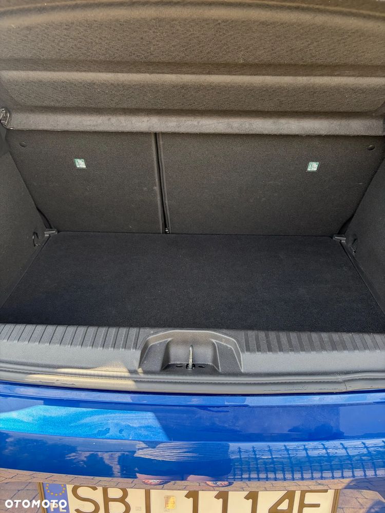 Renault Clio - 24