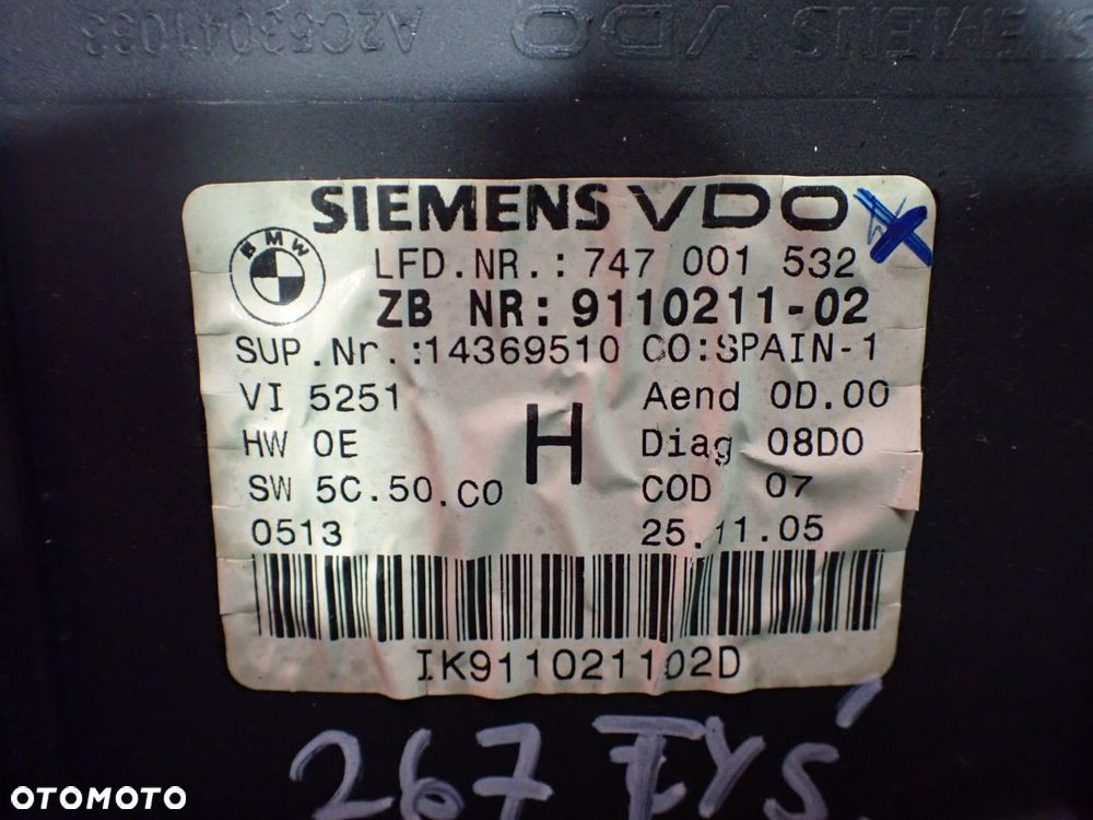 LICZNIK BMW E90 325I 2.5 - 5