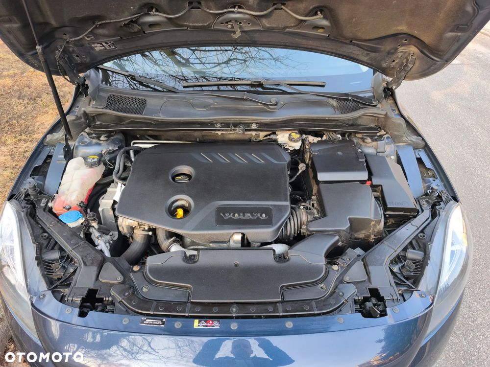 Volvo V40 D2 Kinetic - 17