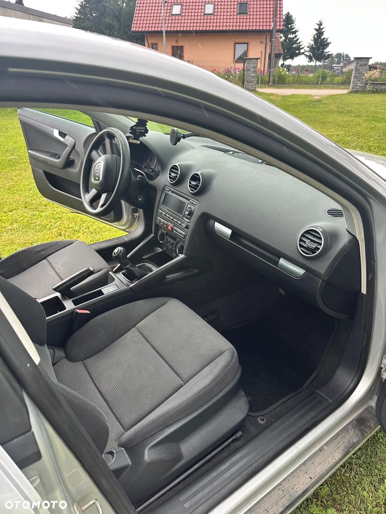 Audi A3 Sportback 1.9 TDI DPF e - 5