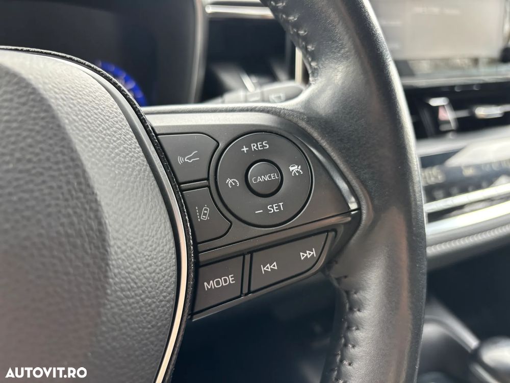 Toyota Corolla 2.0 Business Edition - 17