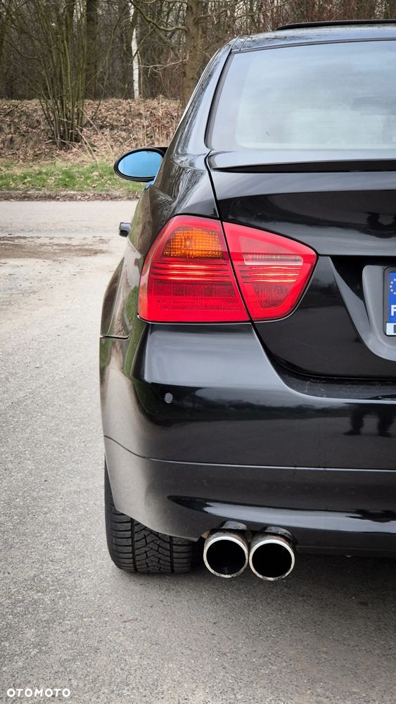 BMW Seria 3 325i Edition Sport - 11