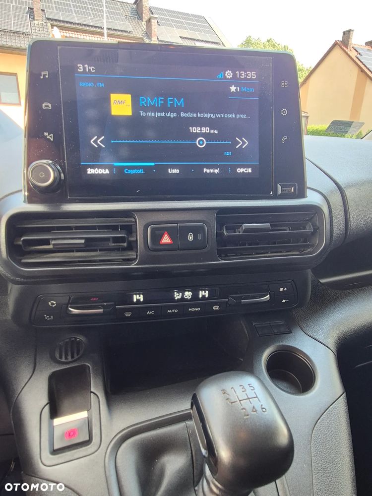 Peugeot Partner  1,5 Diesel 130 KM, Full Bogata Wersja, Faktura 23% - 19