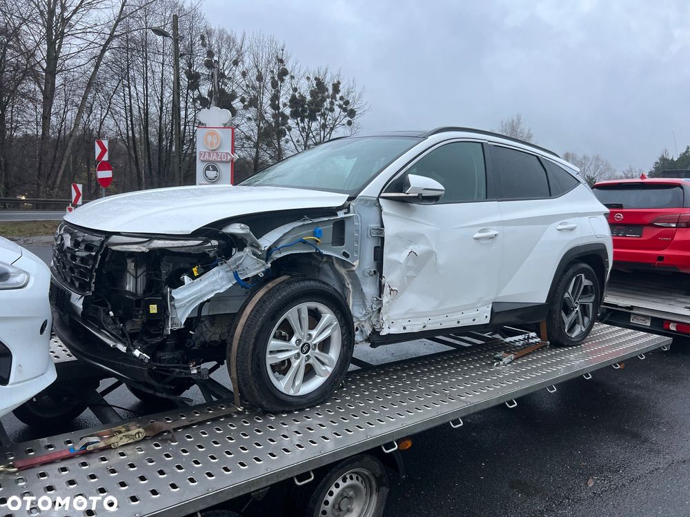 Hyundai Tucson ver-1-6-t--gdi-plug--in--hybrid-4wd-blackline - 15