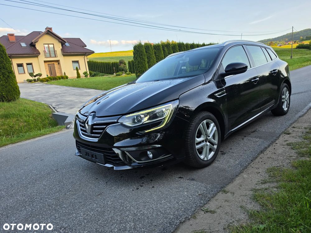 Renault Megane TCe 140 GPF EDC INTENS - 16