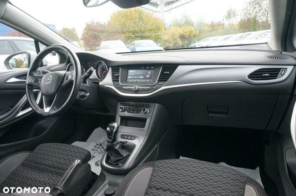 Opel Astra - 17