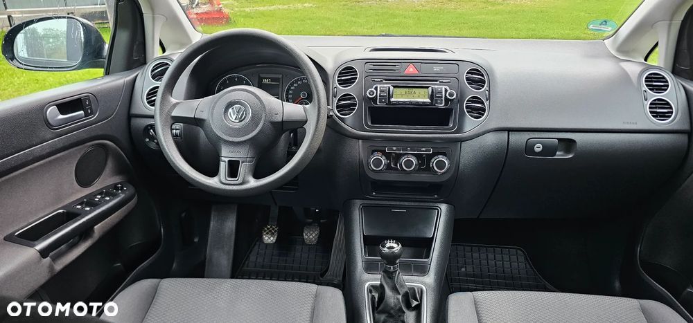 Volkswagen Golf Plus - 11