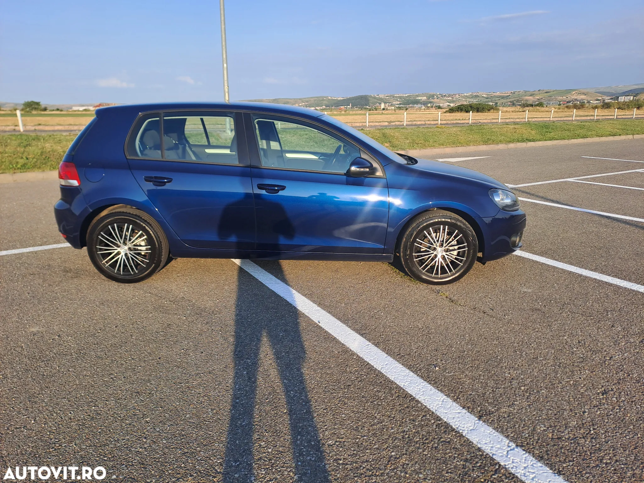 Volkswagen Golf 1.2 TSI BlueMotion Technology Comfortline - 10