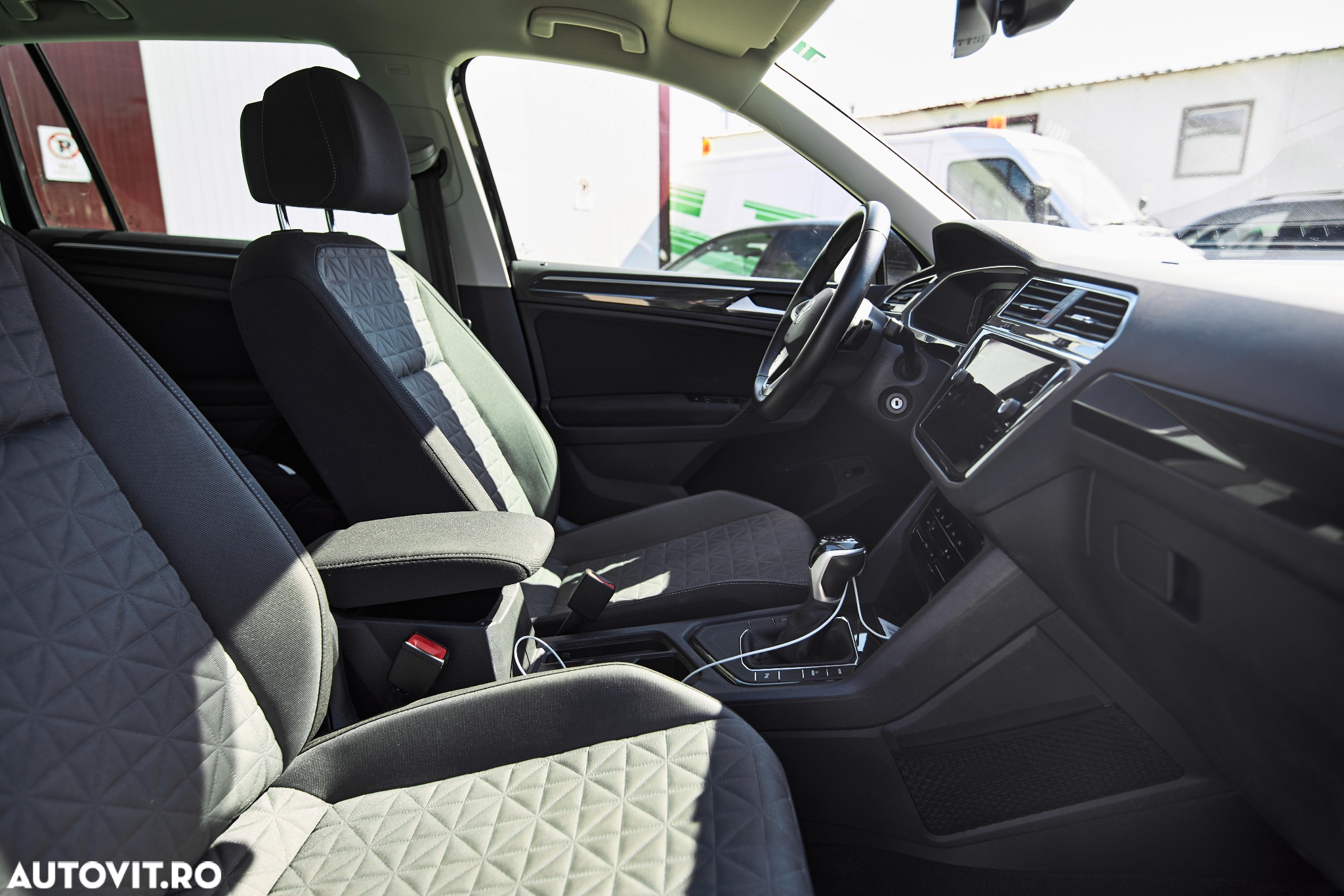 Volkswagen Tiguan 1.4 eHybrid OPF DSG ACTIVE - 11