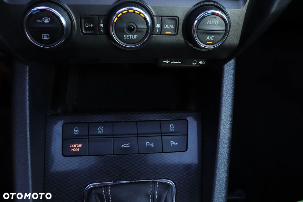 Skoda Octavia 2.0 TSI RS DSG - 19