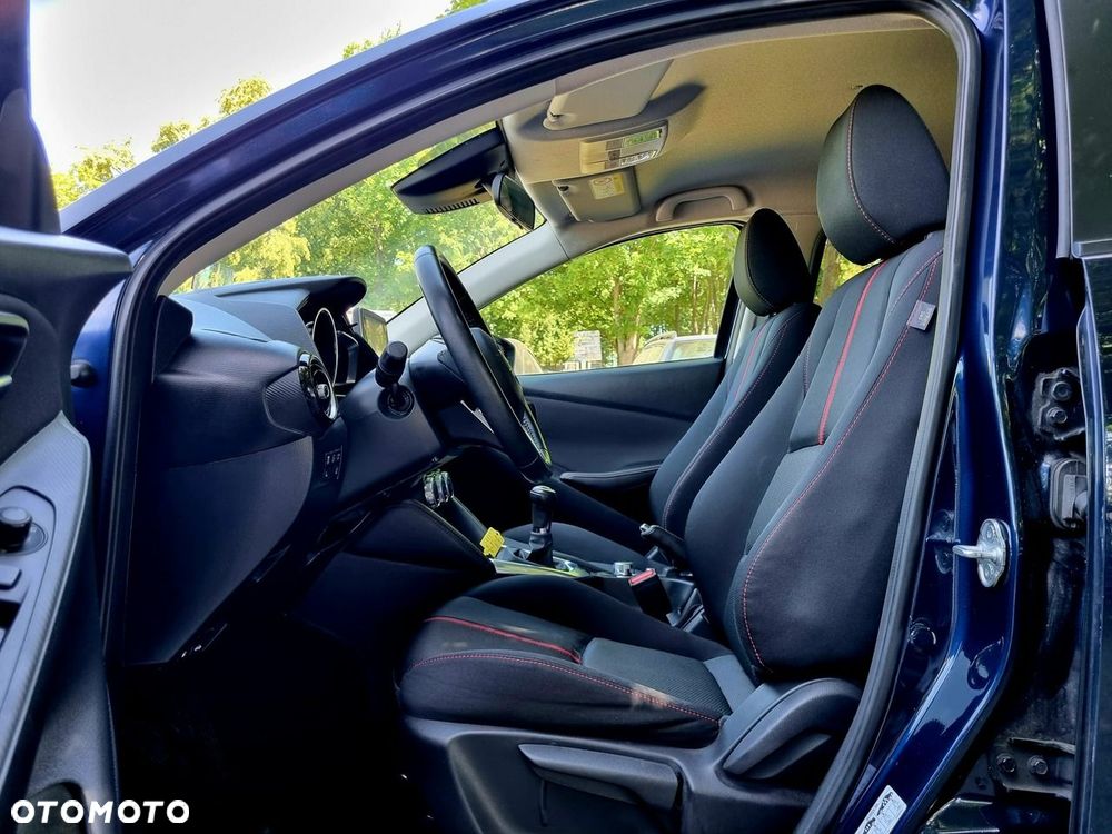 Mazda 2 - 9