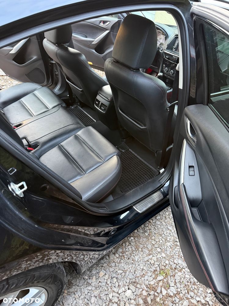 Mazda 6 - 12