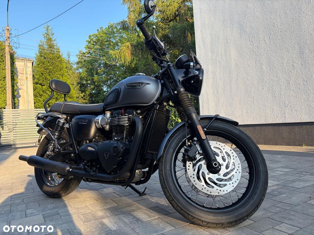 Triumph Bonneville - 21