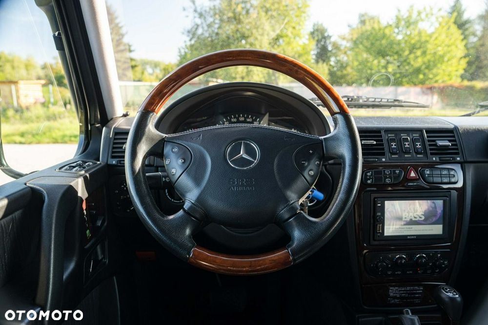 Mercedes-Benz Klasa G 500 Automatik - 32